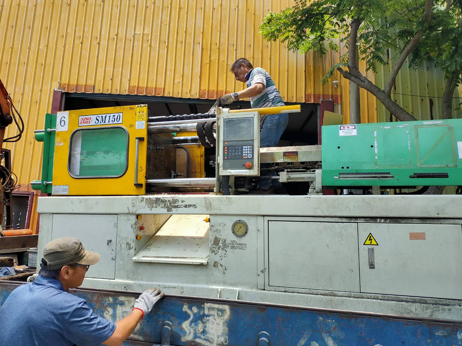 USED INJECTION MOLDING MACHINES / HightQuality / Cost concessions